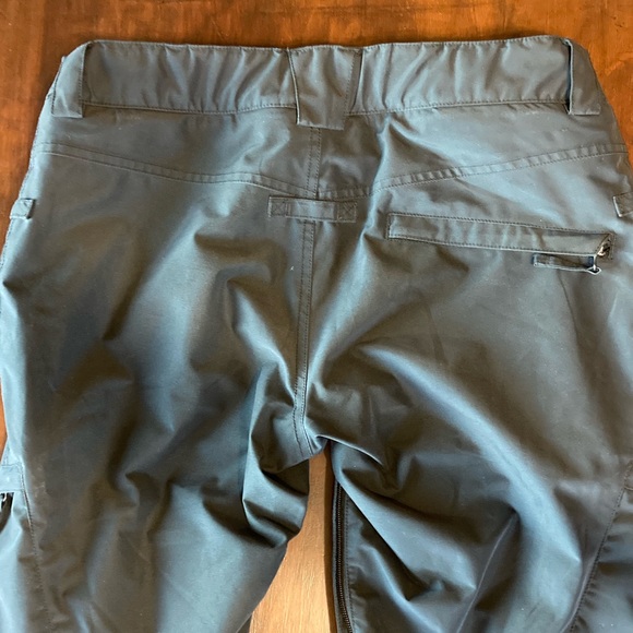 686 Women’s Smarty Cargo Pants - Picture 11 of 12